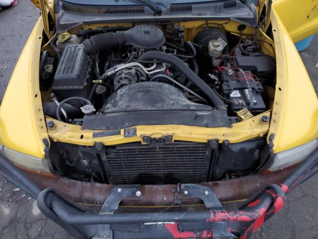 1B7GG22X5XS261235 - 1999 DODGE DAKOTA YELLOW photo 11