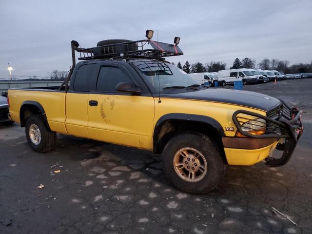 1B7GG22X5XS261235 - 1999 DODGE DAKOTA YELLOW photo 4