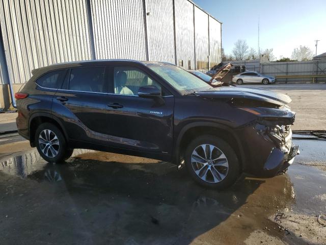 5TDHBRCH8MS515933 - 2021 TOYOTA HIGHLANDER HYBRID XLE BLUE photo 4