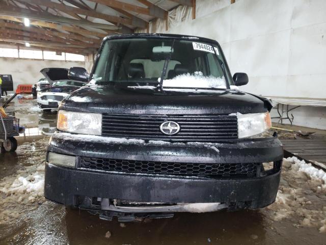 JTLKT324264085267 - 2006 TOYOTA SCION XB 黑色 照片 5