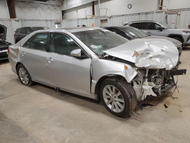 4T1BK1FK2CU512935 - 2012 TOYOTA CAMRY SE SILVER photo 4