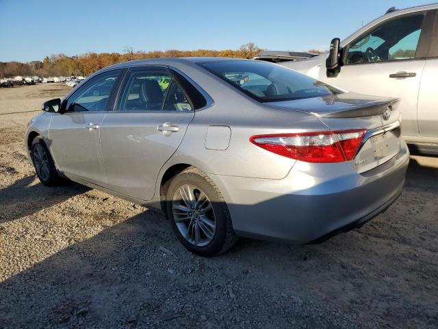 4T1BF1FK6FU046239 - 2015 TOYOTA CAMRY LE SILVER photo 2