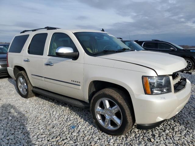 1GNSKCE09DR160285 - 2013 CHEVROLET TAHOE K1500 LTZ WHITE photo 4