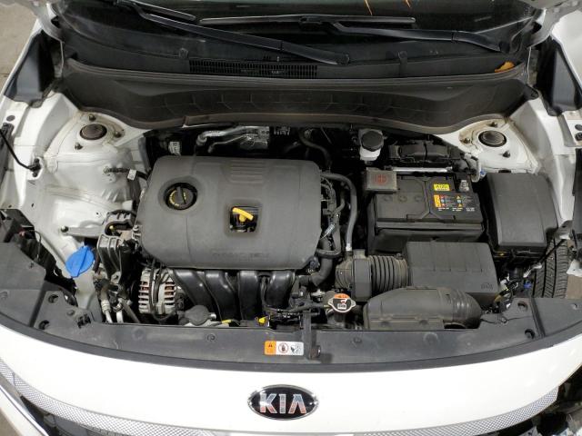 KNDEPCAA2M7102925 - 2021 KIA SELTOS LX WHITE photo 11