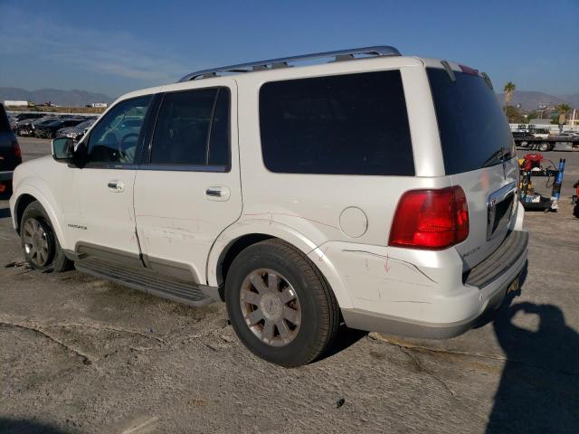 5LMFU28R84LJ30134 - 2004 LINCOLN NAVIGATOR WHITE photo 2