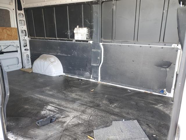 3C6TRVDG0JE119819 - 2018 RAM PROMASTER 2500 HIGH Weiß Foto 11