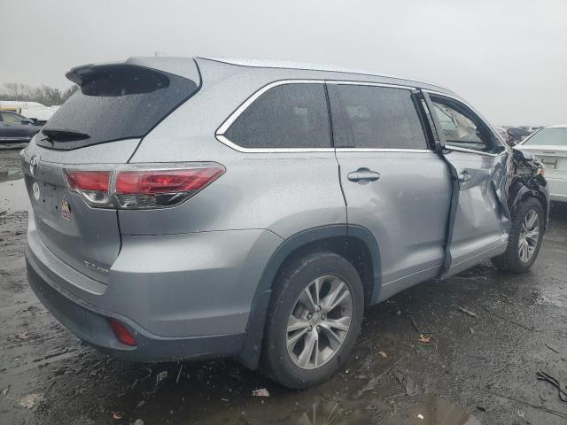 5TDJKRFH3ES068314 - 2014 TOYOTA HIGHLANDER XLE SILVER photo 3