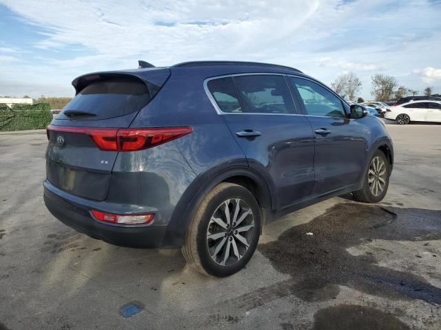 KNDPNCAC0K7518856 - 2019 KIA SPORTAGE EX GRAY photo 3