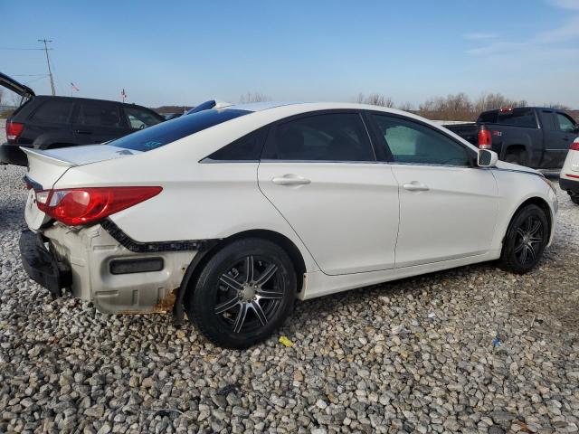 5NPEB4AC2CH423038 - 2012 HYUNDAI SONATA GLS WHITE photo 3