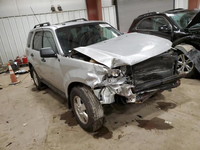 1FMCU9DG6CKB74656 - 2012 FORD ESCAPE XLT SILVER photo 4