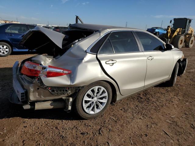 4T4BF1FK7FR450172 - 2015 TOYOTA CAMRY LE SILVER photo 3