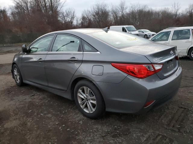 5NPEB4AC8EH940329 - 2014 HYUNDAI SONATA GLS SILVER photo 2