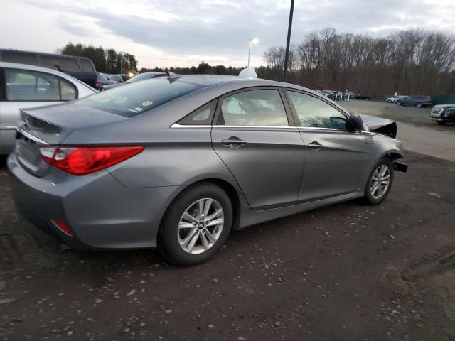 5NPEB4AC8EH940329 - 2014 HYUNDAI SONATA GLS SILVER photo 3