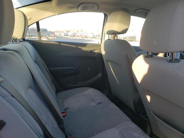 1G1JB5SH0J4137795 - 2018 CHEVROLET SONIC LS ვერცხლისფერი ფოტო 10