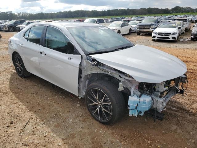 4T1T11AK9RU199471 - 2024 TOYOTA CAMRY SE NIGHT SHADE WHITE photo 4