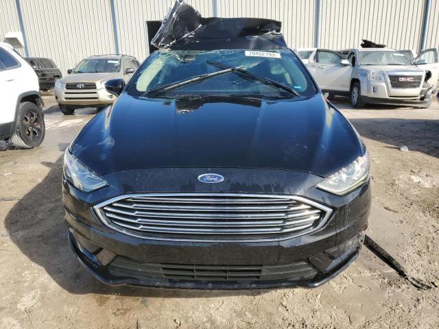 3FA6P0HD2JR174754 - 2018 FORD FUSION SE BLACK photo 5