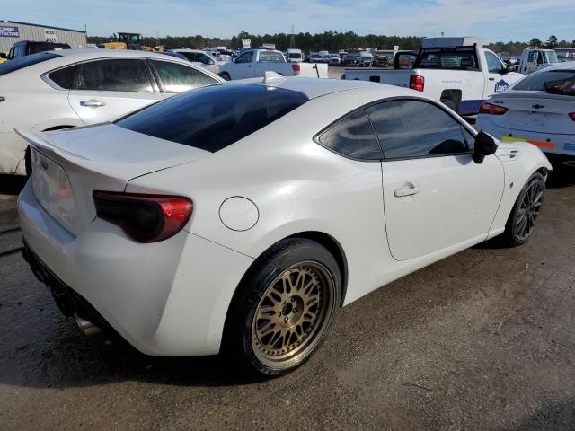 JF1ZNAE13L9752328 - 2020 TOYOTA 86 GT WHITE photo 3