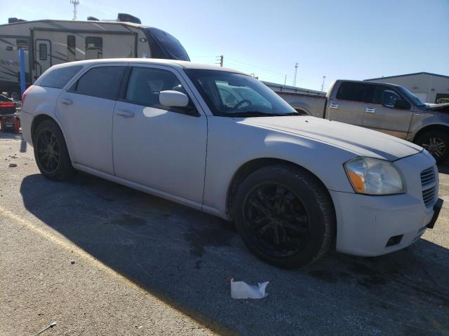 2D4FV47VX6H402961 - 2006 DODGE MAGNUM SXT GRAY photo 4