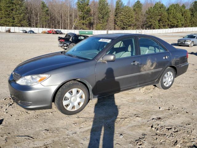 4T1BE32K52U595736 - 2002 TOYOTA CAMRY LE GRAY photo 1