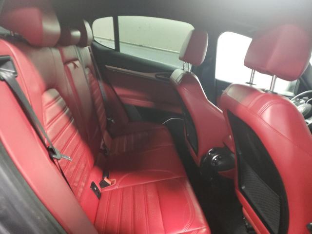 ZASFAKNN3J7B91789 - 2018 ALFA ROMEO STELVIO TI SPORT GRAY photo 10