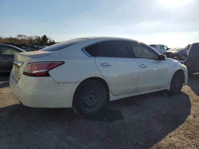 1N4AL3AP3EC125661 - 2014 NISSAN ALTIMA 2.5 WHITE photo 3