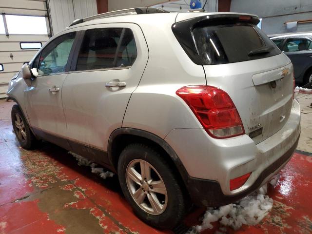 KL7CJLSB8KB960293 - 2019 CHEVROLET TRAX 1LT SILVER photo 2