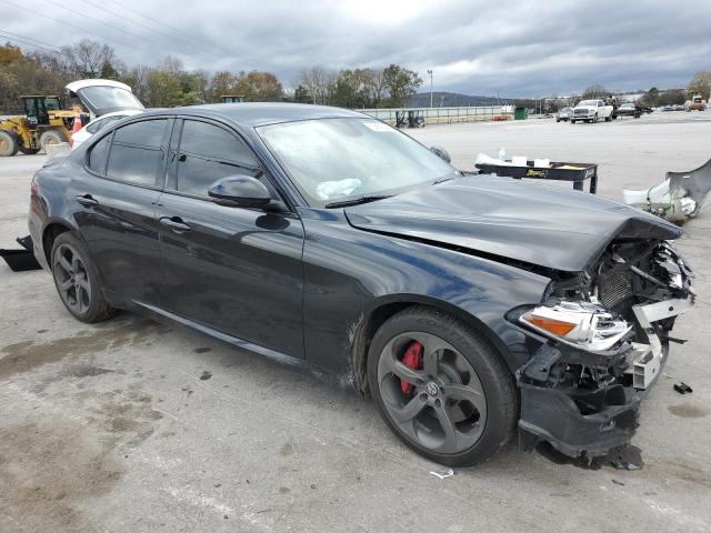 ZARFAEDN4H7532239 - 2017 ALFA ROMEO GIULIA Q4 შავი ფოტო 4