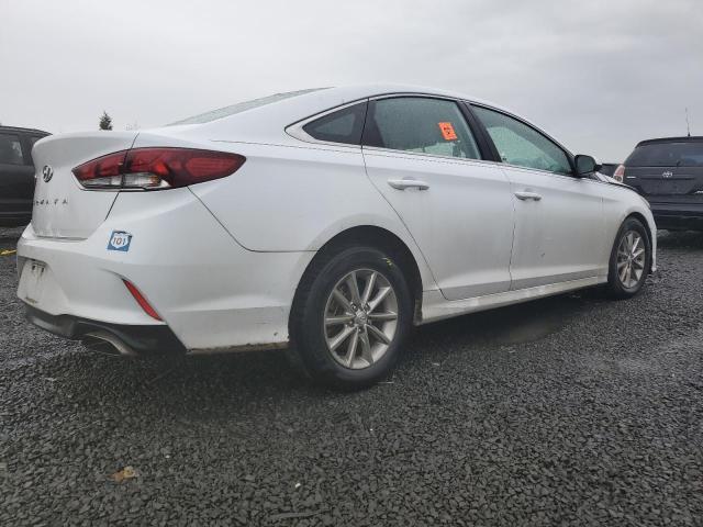 5NPE24AF7JH595962 - 2018 HYUNDAI SONATA SE WHITE photo 3