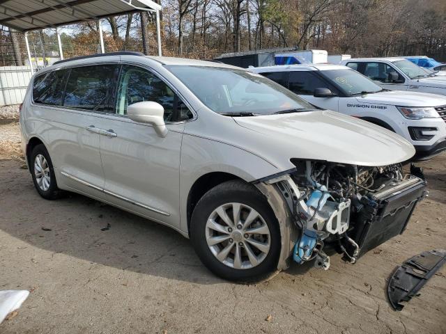 2C4RC1BG3HR756986 - 2017 CHRYSLER PACIFICA TOURING L WHITE photo 4