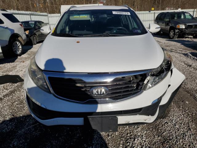 KNDPBCA29D7469773 - 2013 KIA SPORTAGE LX WHITE photo 5