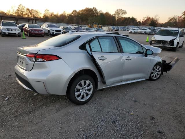 5YFEPMAE5NP373678 - 2022 TOYOTA COROLLA LE GRAY photo 3