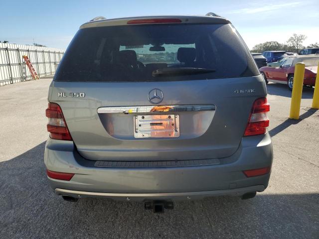 4JGBB8GB5BA709797 - 2011 MERCEDES-BENZ ML 350 4MATIC GRAY photo 6