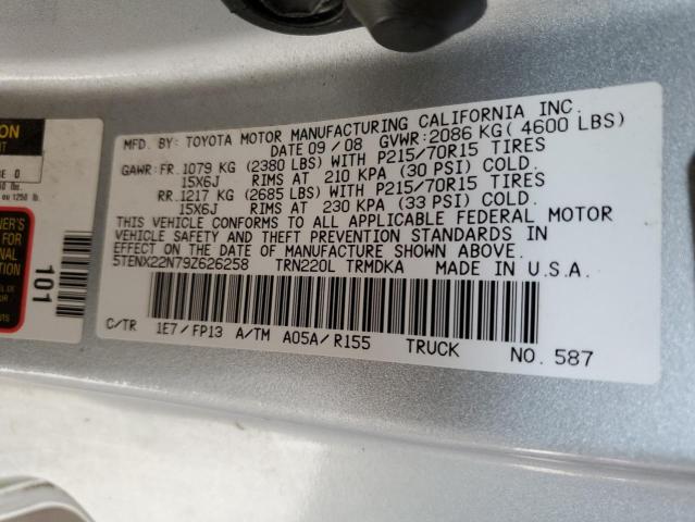 5TENX22N79Z626258 - 2009 TOYOTA TACOMA SILVER photo 13