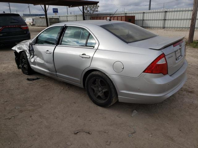 3FAHP0HA5AR355491 - 2010 FORD FUSION SE SILVER photo 2