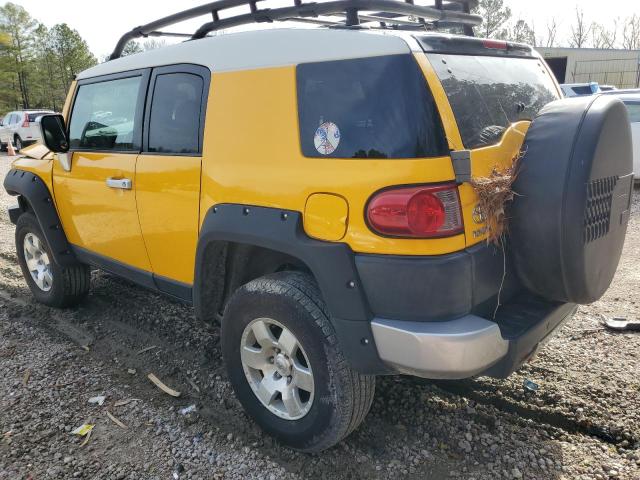 JTEZU11F070018783 - 2007 TOYOTA FJ CRUISER YELLOW photo 2