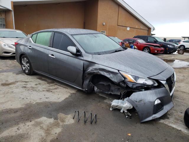 1N4BL4BV6KC122661 - 2019 NISSAN ALTIMA S GRAY photo 4