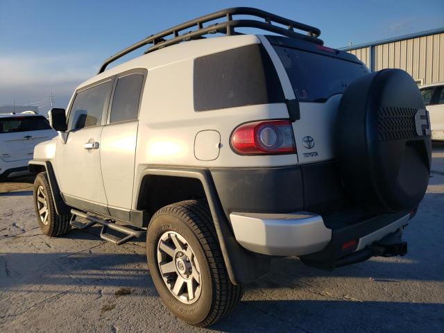 JTEBU4BF7EK201200 - 2014 TOYOTA FJ CRUISER WHITE photo 2