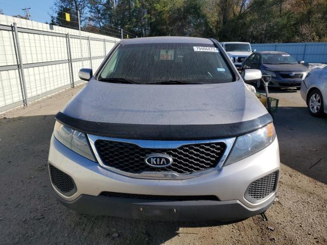 5XYKT3A14DG364415 - 2013 KIA SORENTO LX GRAY photo 5