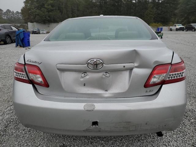 4T1BF3EK7BU647330 - 2011 TOYOTA CAMRY BASE SILVER photo 6