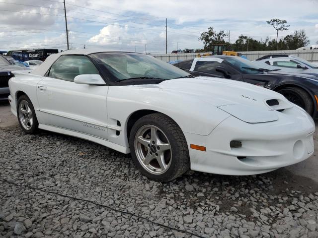 2G2FV32G7W2230895 - 1998 PONTIAC FIREBIRD TRANS AM WHITE photo 4