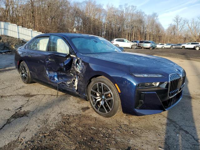 WBY53EJ06PCL62205 - 2023 BMW I7 XDRIVE60 BLUE photo 4