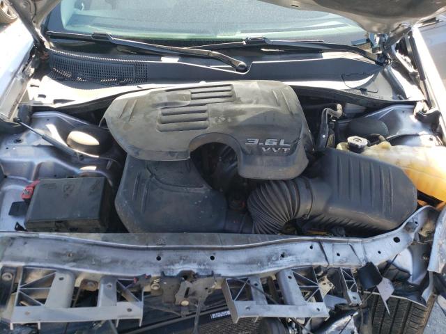 2C3CCAEG4FH755340 - 2015 CHRYSLER 300C SILVER photo 11