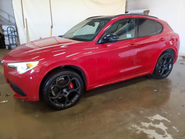 ZASPAKBN4N7D26440 - 2022 ALFA ROMEO STELVIO TI 红色 照片 1