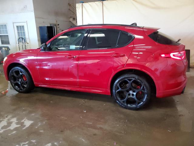 ZASPAKBN4N7D26440 - 2022 ALFA ROMEO STELVIO TI RED photo 2