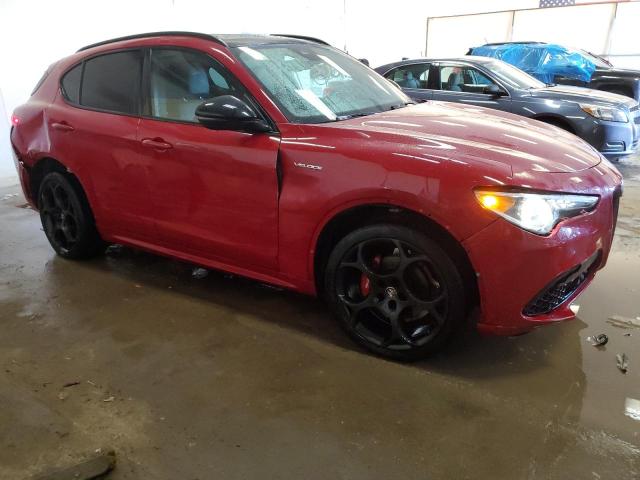 ZASPAKBN4N7D26440 - 2022 ALFA ROMEO STELVIO TI RED photo 4