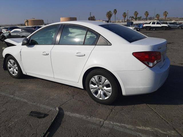 1G1PA5SGXD7310908 - 2013 CHEVROLET CRUZE LS WHITE photo 2