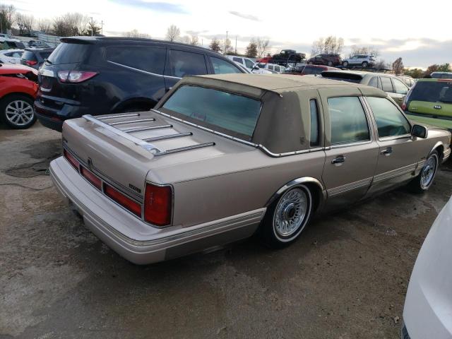 1LNLM81W6VY610329 - 1997 LINCOLN TOWN CAR EXECUTIVE BEIGE photo 3