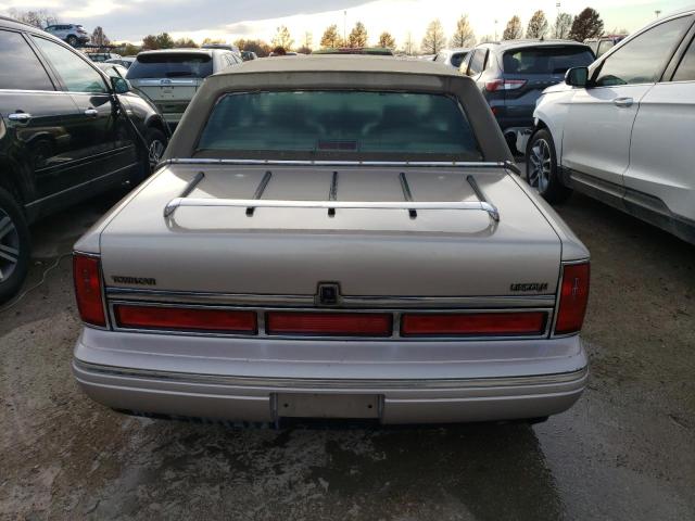 1LNLM81W6VY610329 - 1997 LINCOLN TOWN CAR EXECUTIVE BEIGE photo 6
