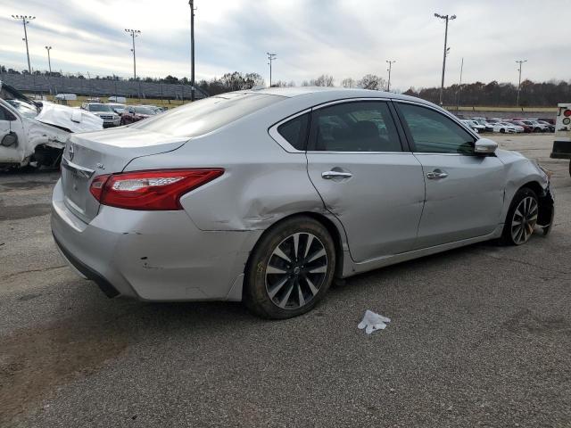 1N4AL3AP6HC485608 - 2017 NISSAN ALTIMA 2.5 SILVER photo 3