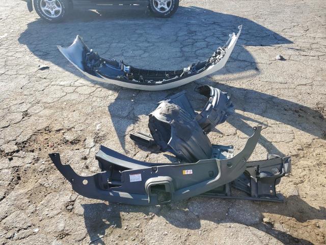 JTDKARFP7J3103527 - 2018 TOYOTA PRIUS PRIM 白色 照片 12